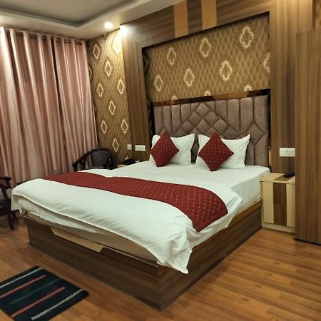 Summer Hill Resort Chail Zewnętrze zdjęcie